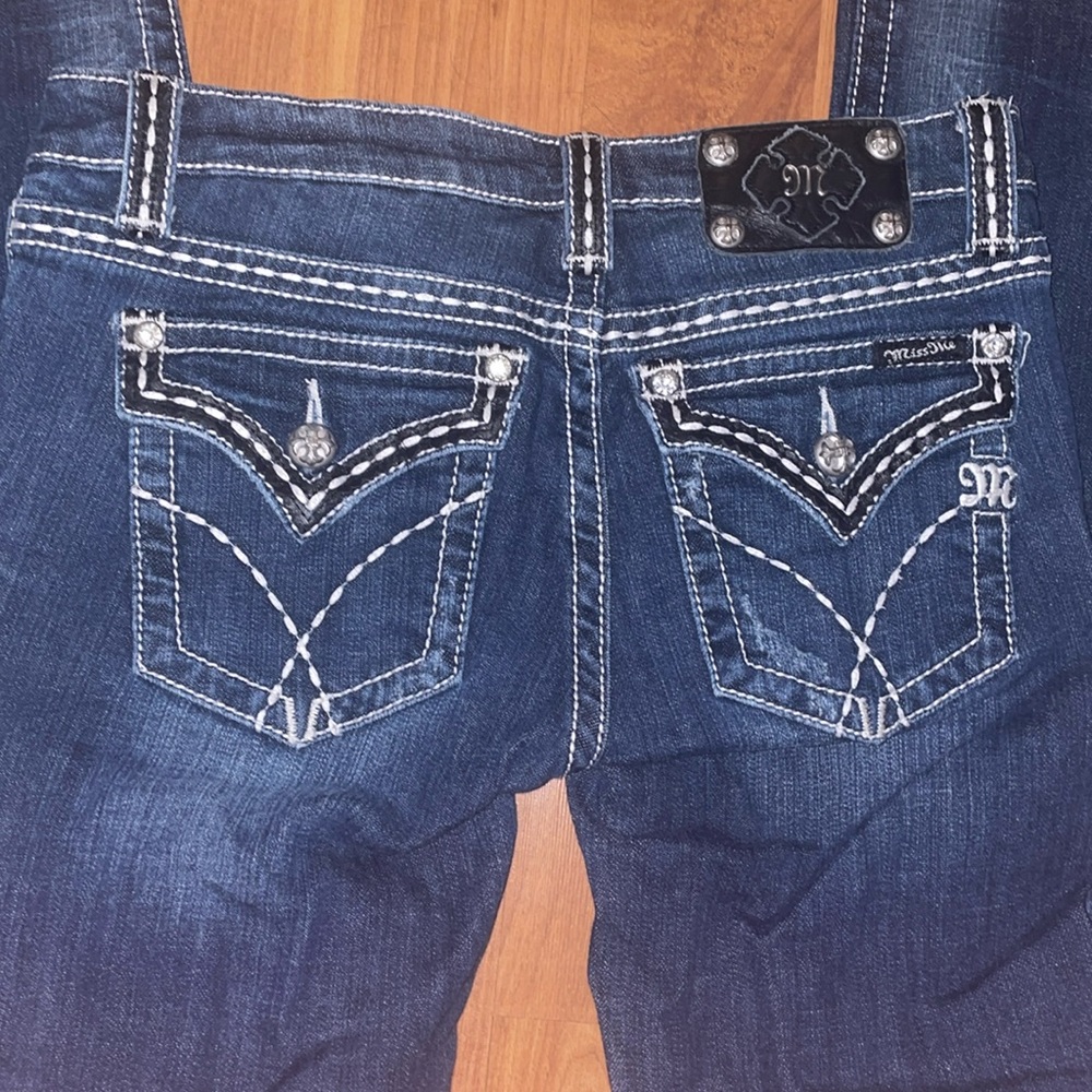 EUC Miss Me Jeans